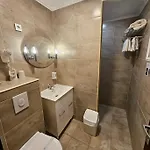 Karikas Hotell 3*