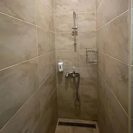 Ξενοδοχείο Karikas 3*