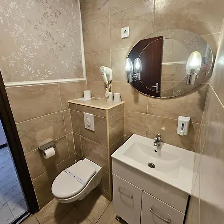 Hotel Karikas 3*