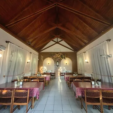 Karikas 酒店 Hajdúszoboszló