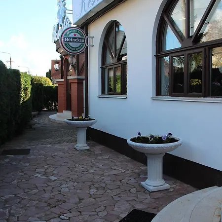 Karikas Hotel