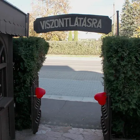 Hotel Karikas 3*