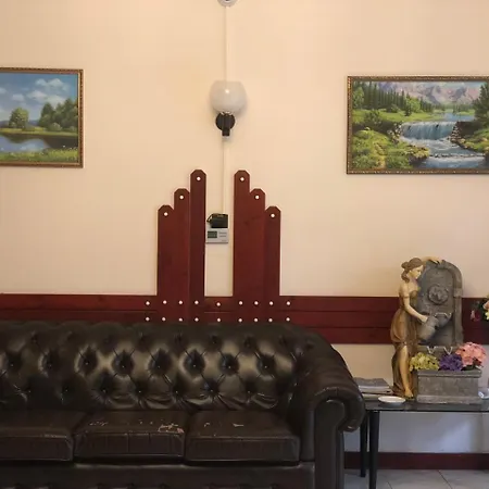 Hotel Karikas 3*