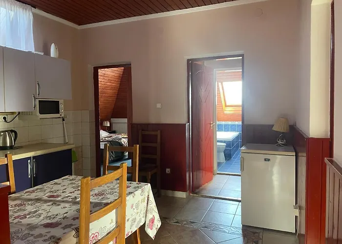 Karikas Hotel 3*