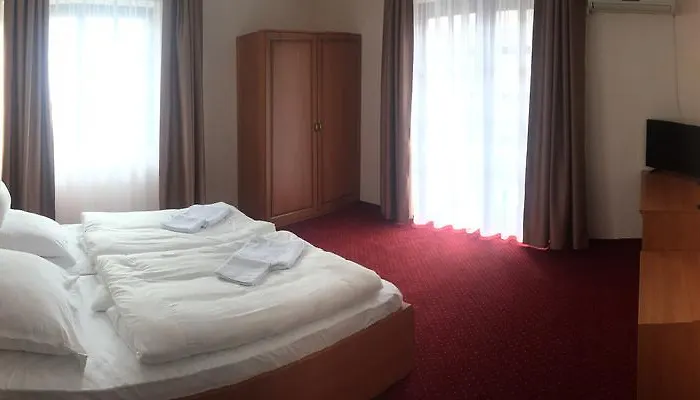 Karikas Hotel